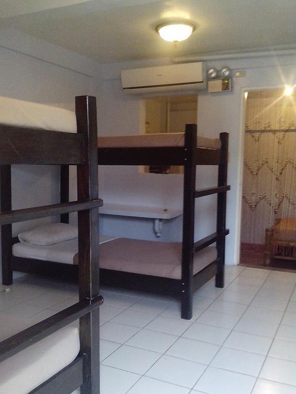 Lazea Tagaytay Inn Tagaytay City Room photo
